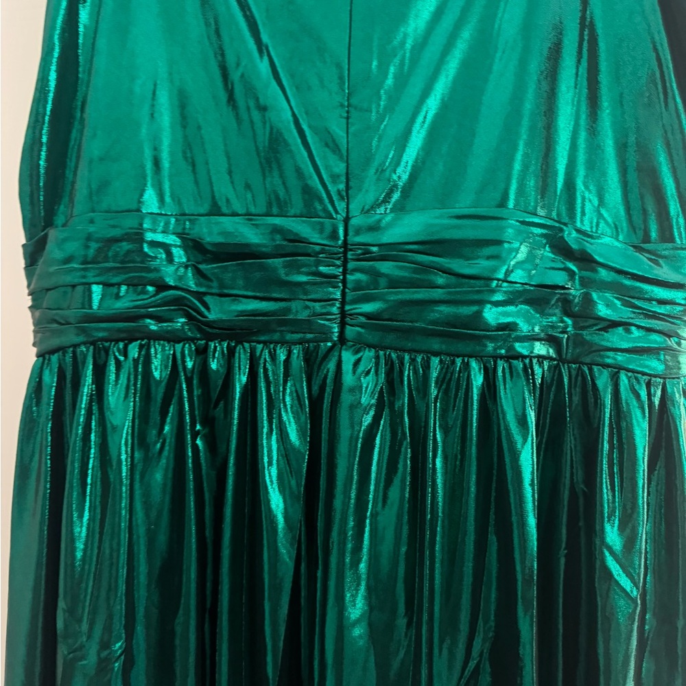 Ivy City Co Green Metalic V-Neck Dress - Picture 10 of 12